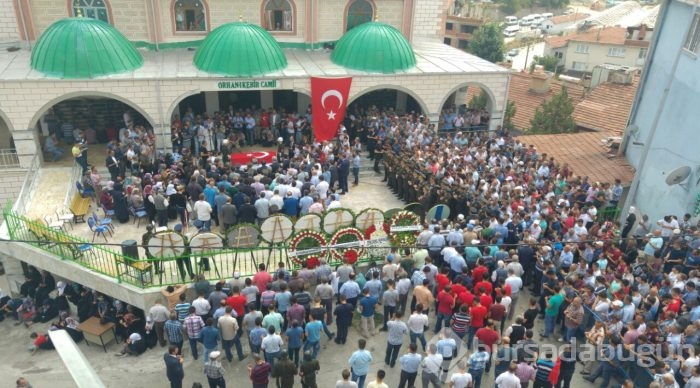 Binlerce Bursalı şehidini uğurladı