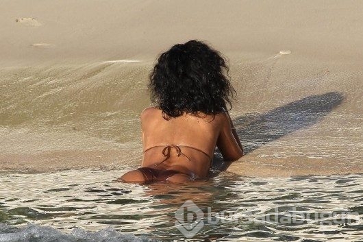 Rihanna kraliçe oldu