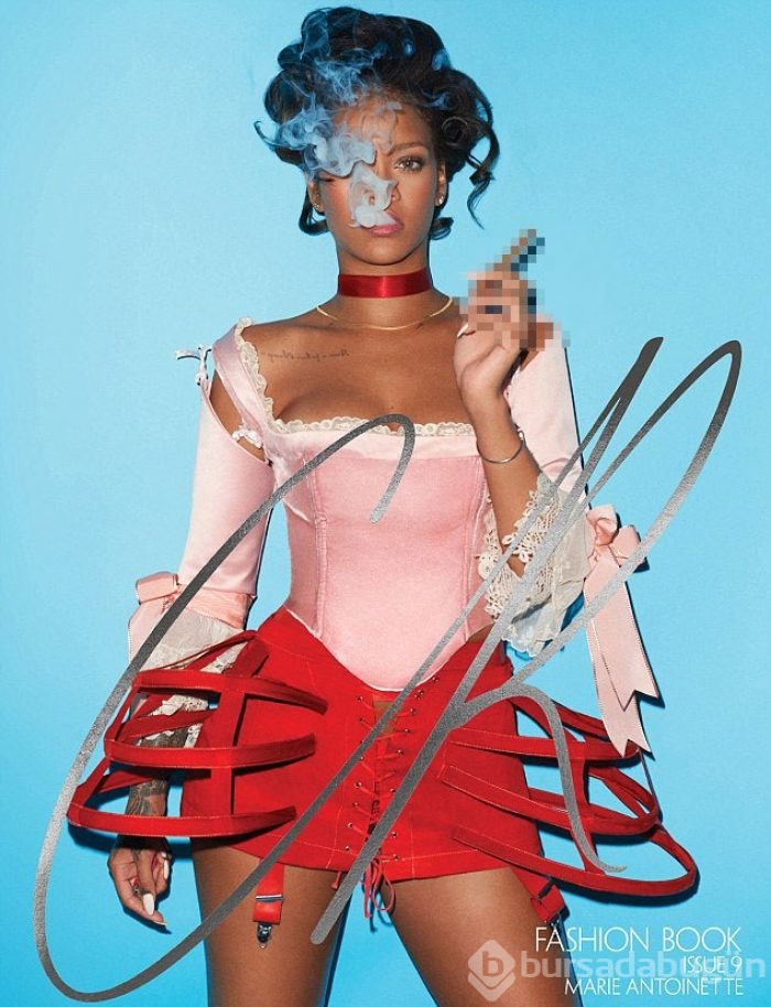 Rihanna kraliçe oldu