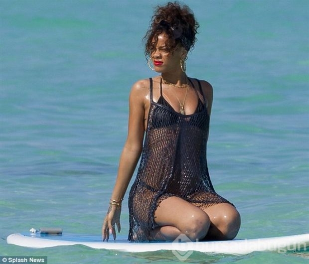 Rihanna kraliçe oldu