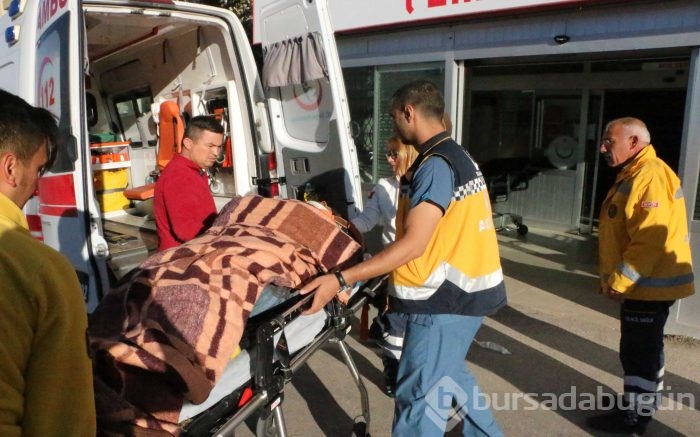 Yaralı alan ambulansa otobüs çarptı