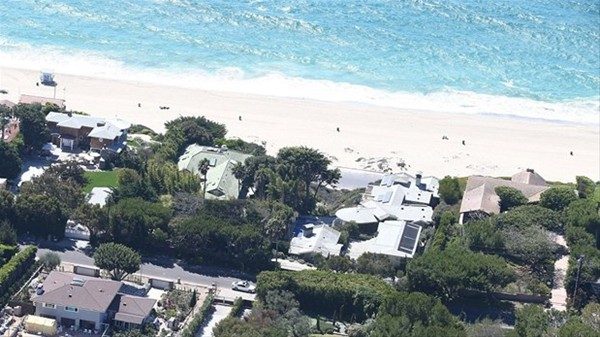 İşte Angelina Jolie'nin bekar evi