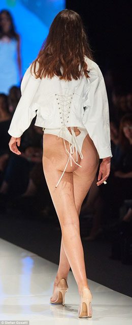 Tangalı bikiniler geliyor