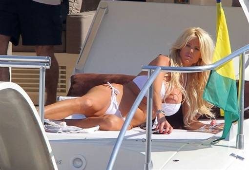 Victoria,Monaco'da tatil yapıyor