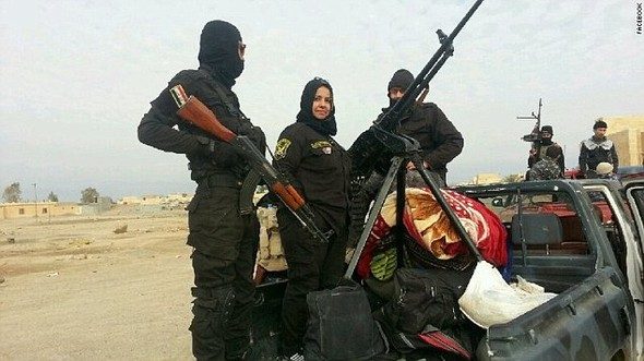 Ailesini katleden teröristlerin kafasını kesip pişirdi!
