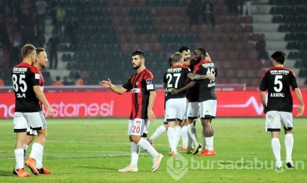Gaziantepspor - Bursaspor maçından kareler