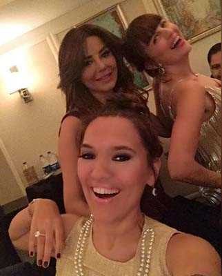 Demet Akalın kesenin ağzını açtı