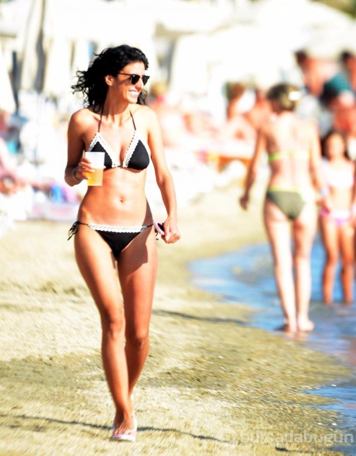 Bodrum'da güneşi gören sahile koştu
