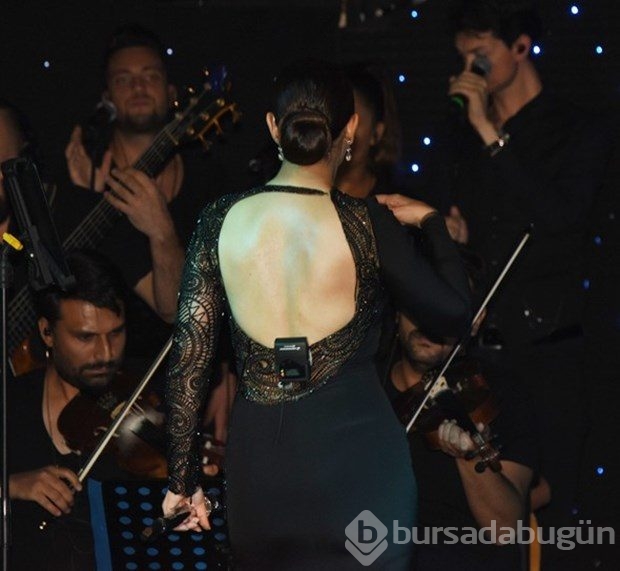 Ebru Gündeş ayrılık sonrası ilk kez sahnede