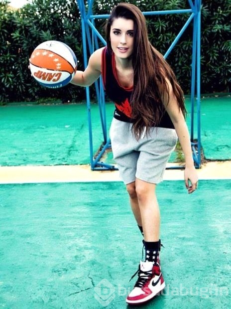İşte basketbolun en ateşli kızı: Valentina Vignal
