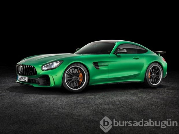 Mercedes-Benz yeni markasını Paris'te tanıttı