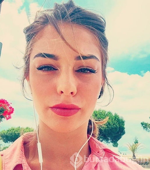 Eva Dedova kimdir?