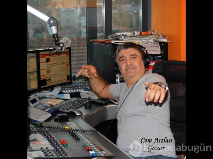 Ünlü isim kadın tarafından bıçaklandı
