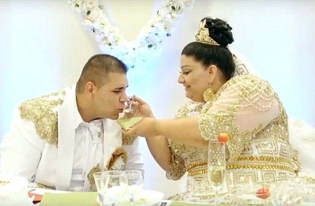 Roman düğünü sosyal medyayı salladı