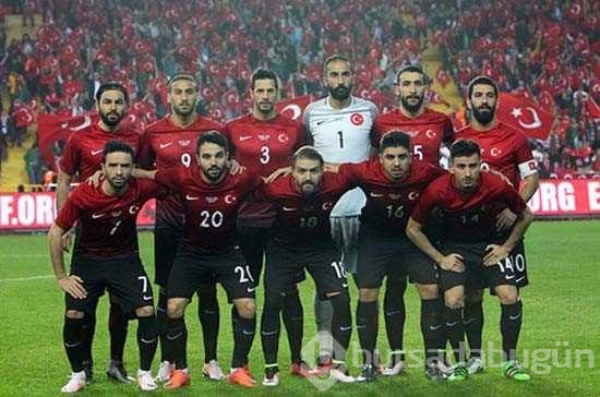 Hangi futbolcu ne kadar prim aldı? İşte dağıtılan primler...