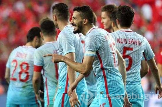 Hangi futbolcu ne kadar prim aldı? İşte dağıtılan primler...