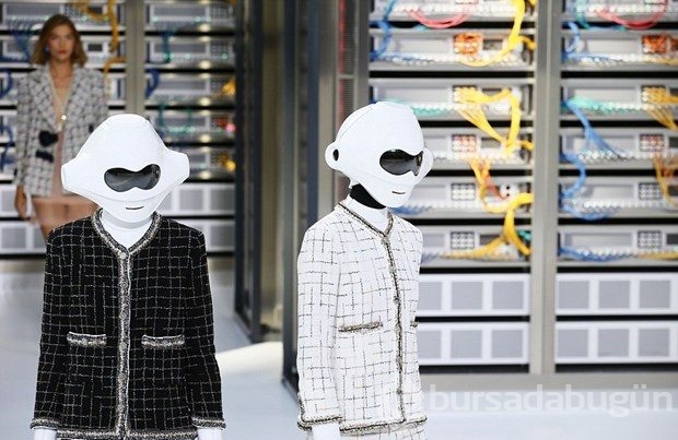Karl Lagerfeld defilesinde Star Wars rüzgarı