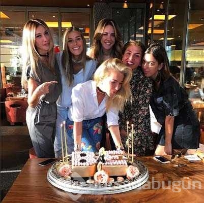Burcu Esmersoy 40. yaşını kutladı