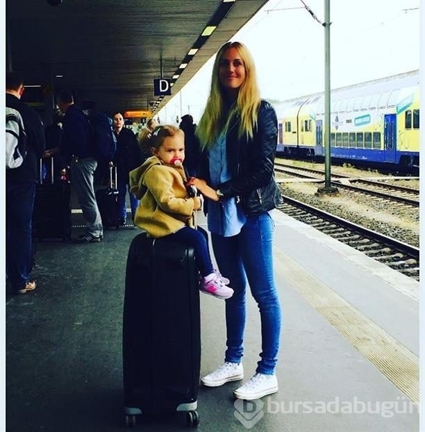 Meryem Uzerli ve kızı Lara