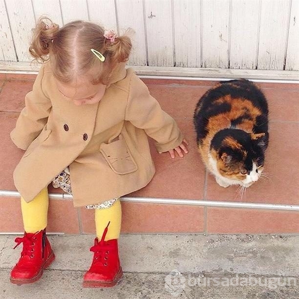 Meryem Uzerli ve kızı Lara