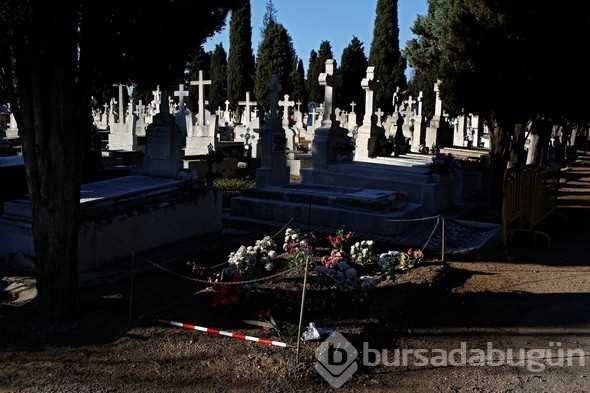 200 kişiye ait bir toplu mezar bulundu!