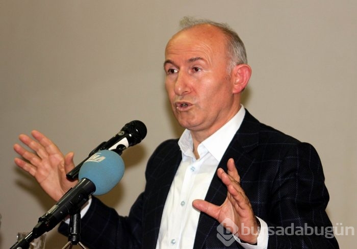 Profesörden ilginç iddia: 'Tarih bilmeyenin zeka seviyesi düşüyor'