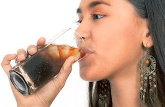Bu 12 hastalığın tek sebebi kola!