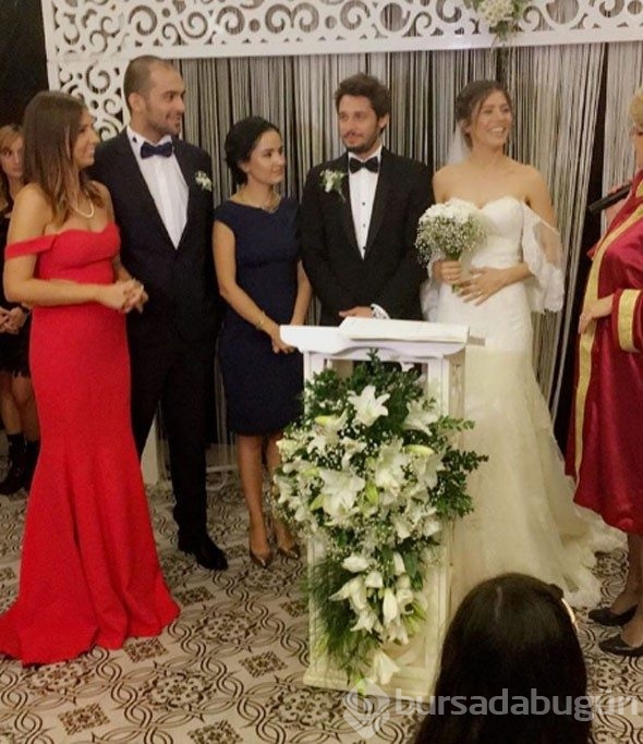 Özgün Karaman ile Pınar Kaya evlendi