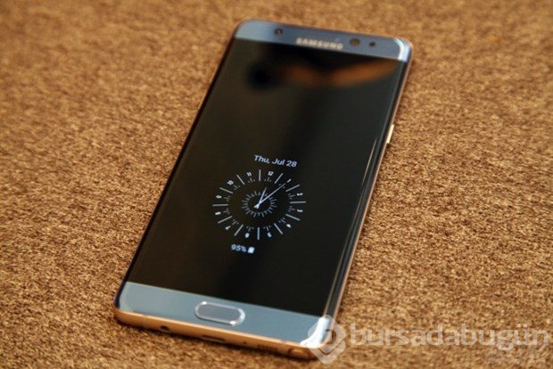 Samsung aşırı ısınan ve patlayan Galaxy Note 7'lerin üretimini durdurdu