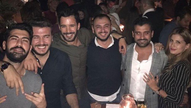 Barış Arduç doğum gününü kutladı (Hayranlarından sürpriz)