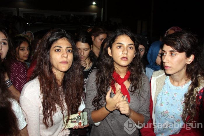 Kız yurdunda kız kaçırma protestosu