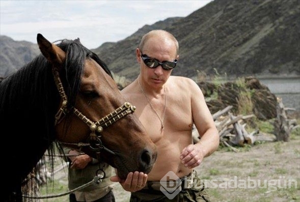 Putin'den vücut şov