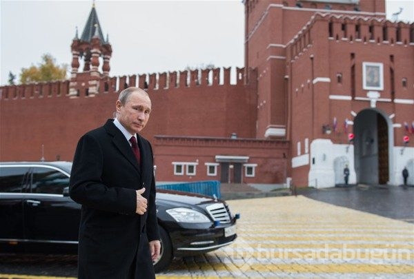 Putin'den vücut şov