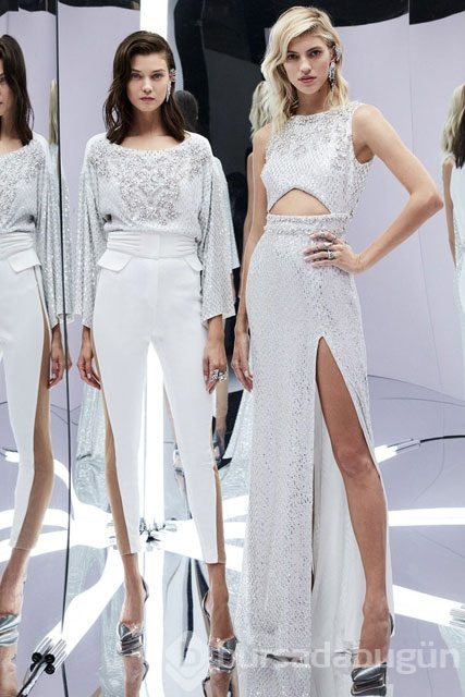 Zuhair Murad İlkbahar/Yaz 2017 koleksiyonunu Paris Moda Haftası'nda