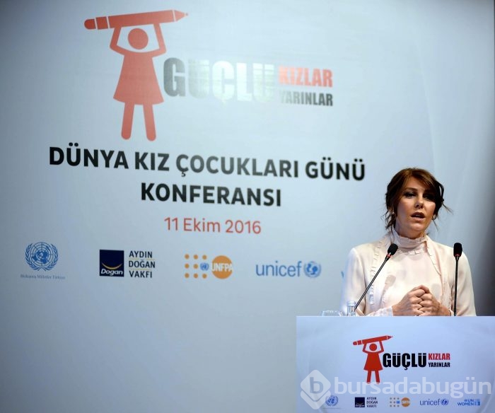 Dünya Kız Çocukları Konferansı için bir araya geldiler