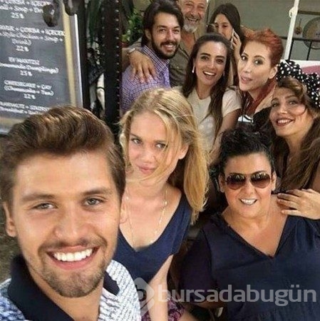 Şevval Sam minibüste yaşıyor!