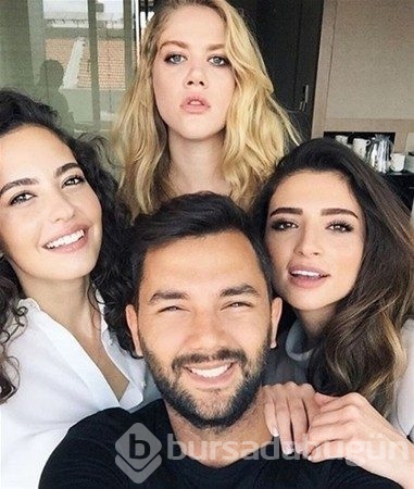 Şevval Sam minibüste yaşıyor!