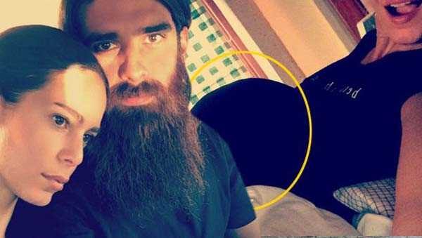 Eliz Sakuçoğlu bebek mi bekliyor