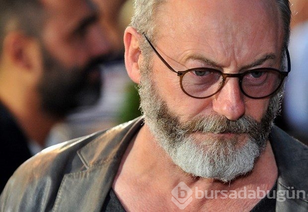 Ünlü aktör Liam Cunningham'dan mülteci arkadaşına sürpriz