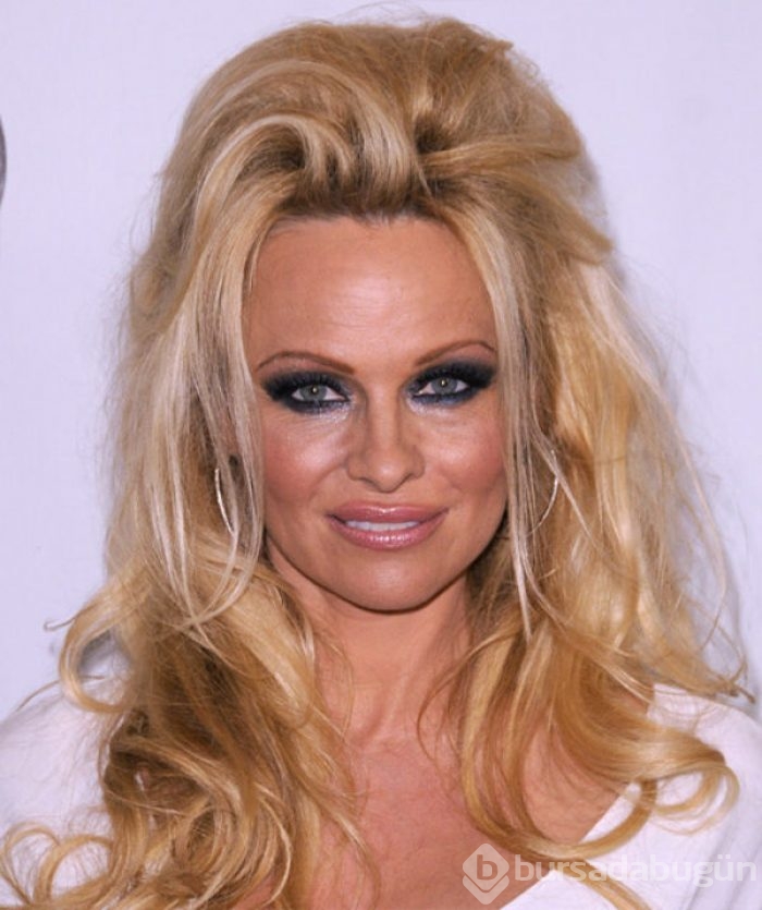 Yıllara meydan okuyan kadın Pamela Anderson