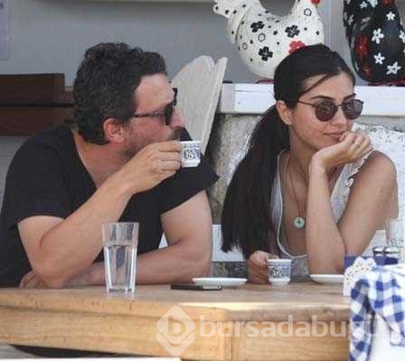 Tuba Büyüküstün alyansını çıkardı