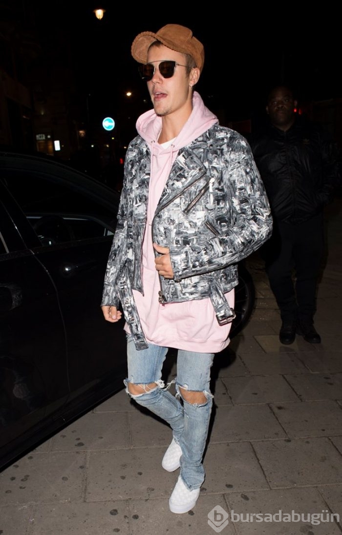 Justin Bieber'ın kullandığı bardak satışa çıkarıldı