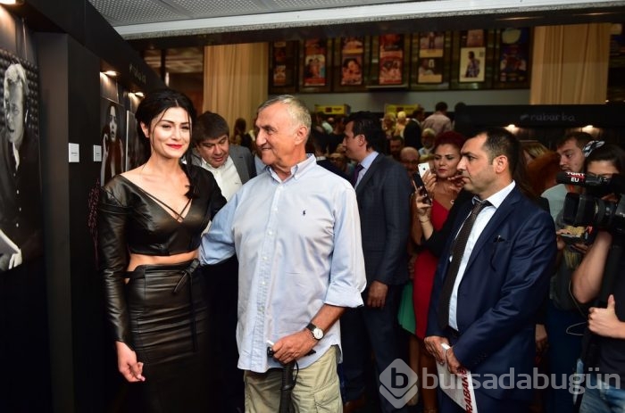 'Rabarba' sergisine renkli açılış