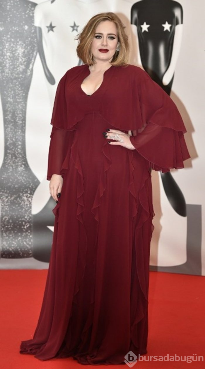Adele'den bebek müjdesi
