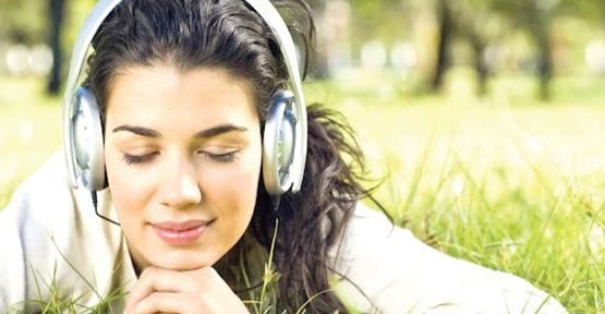 Günde yarım saat müzik dinlemeniz için 5 sebep