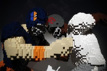 Lego'dan yapılmış süper kahramanlar 