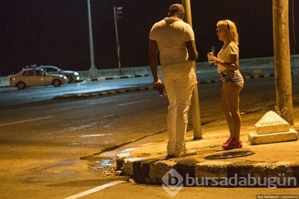 Küba'nın seks işçilerini görüntüledi