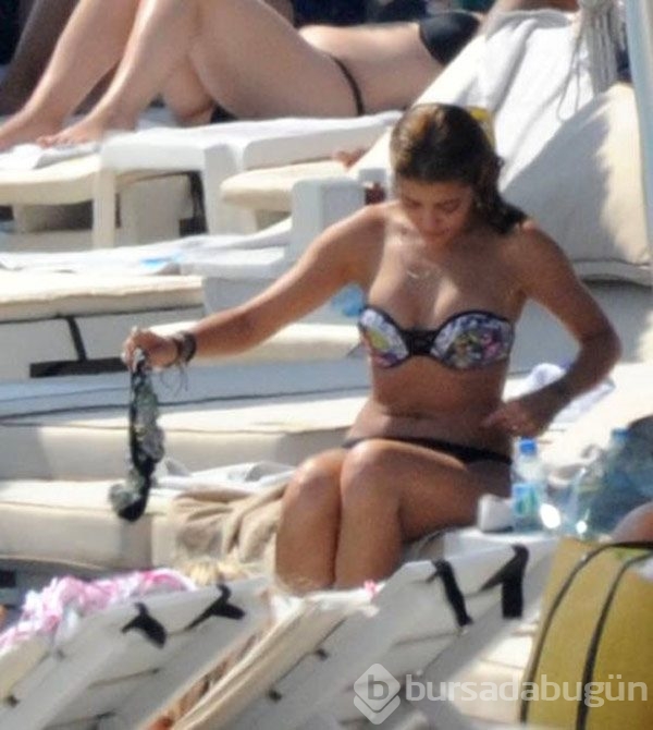 Selin Şekerci'den bikini açıklaması