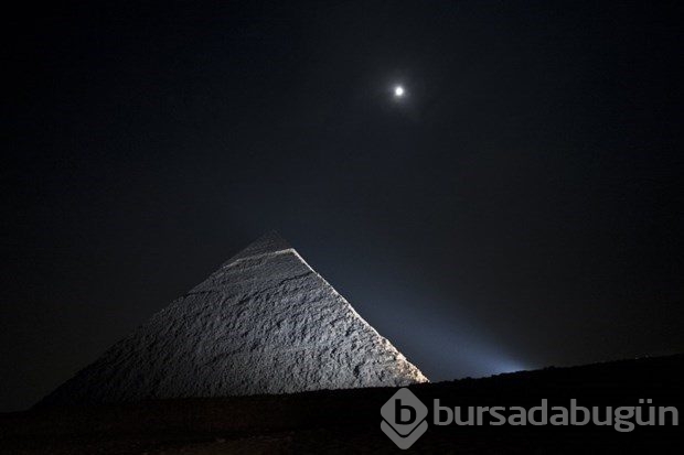 Giza Piramitleri'nde şaşırtan keşif