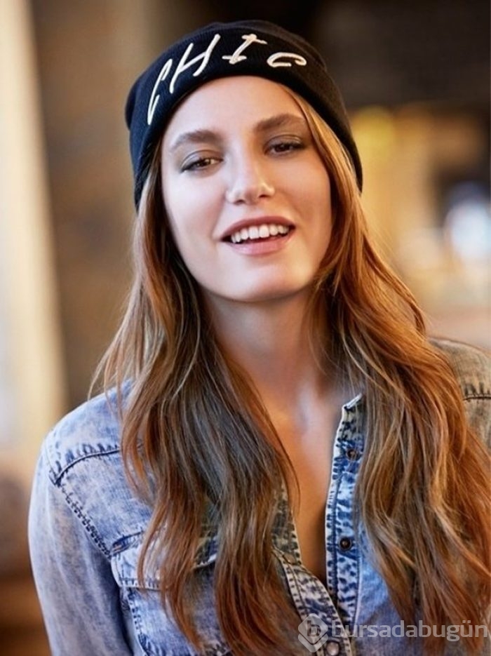 Serenay Sarıkaya üniversiteye hazırlanıyor